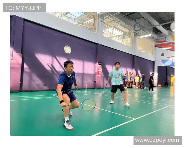 重庆羽毛球队在精英赛中的实力展现与战术分析